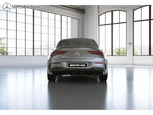 Mercedes-Benz CLA 35 AMG
