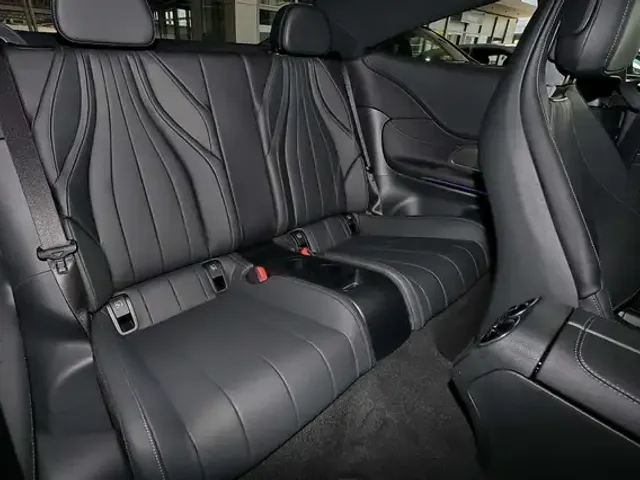 Mercedes-Benz CLE 300