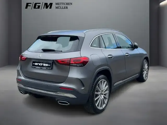 Mercedes-Benz GLA 250