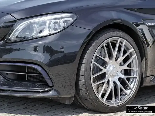 Mercedes-Benz C 63 AMG