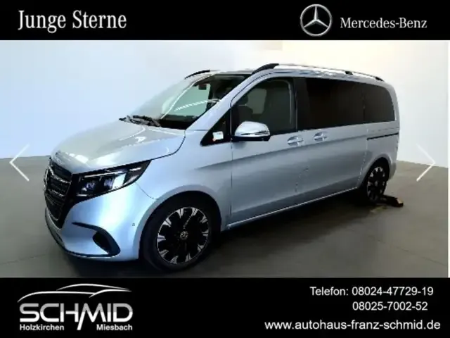 Mercedes-Benz V 220
