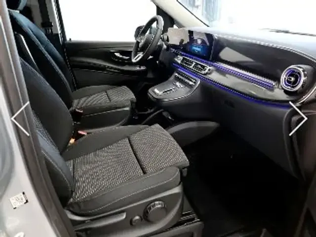 Mercedes-Benz V 220