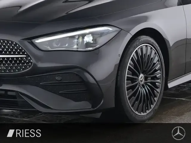 Mercedes-Benz CLE 200