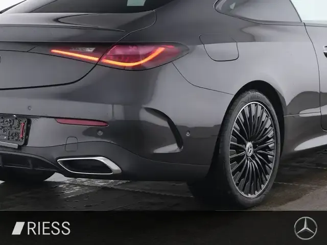 Mercedes-Benz CLE 200