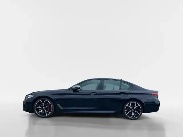BMW M550