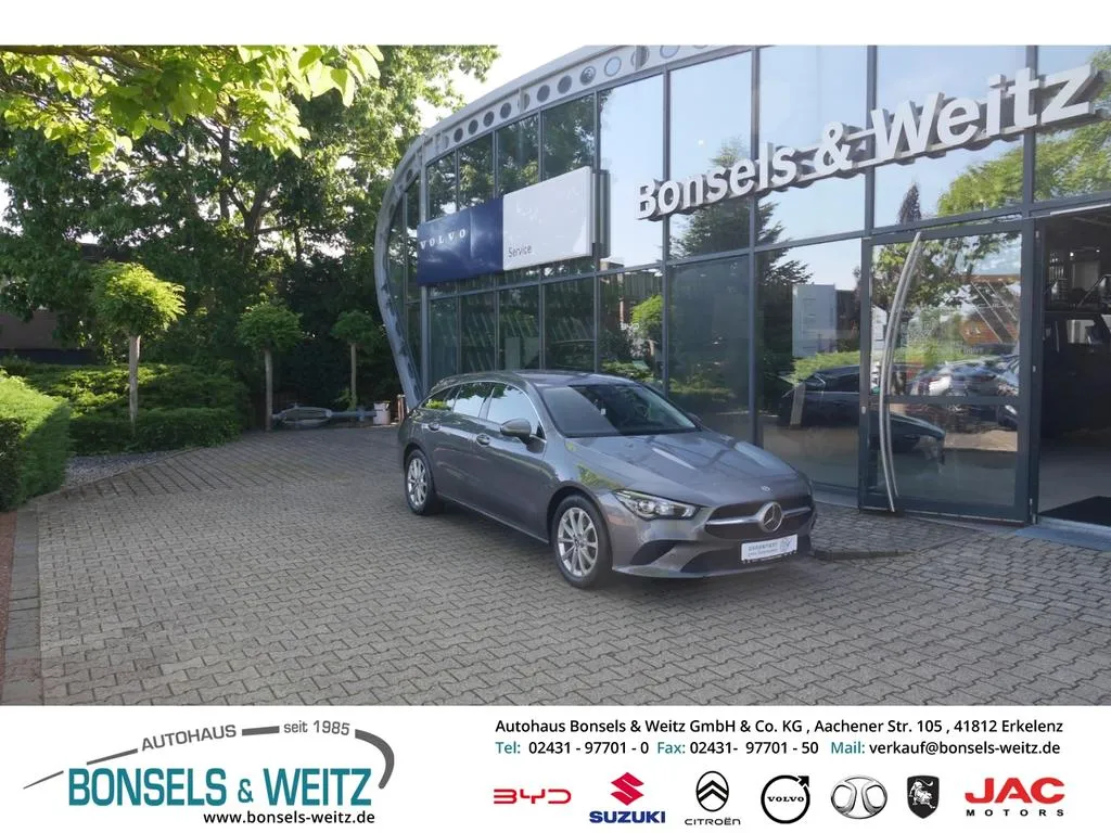 Mercedes-Benz CLA 220