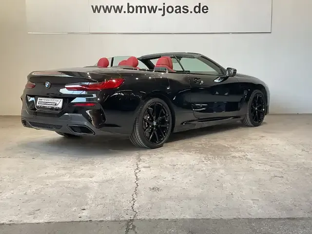 BMW 840