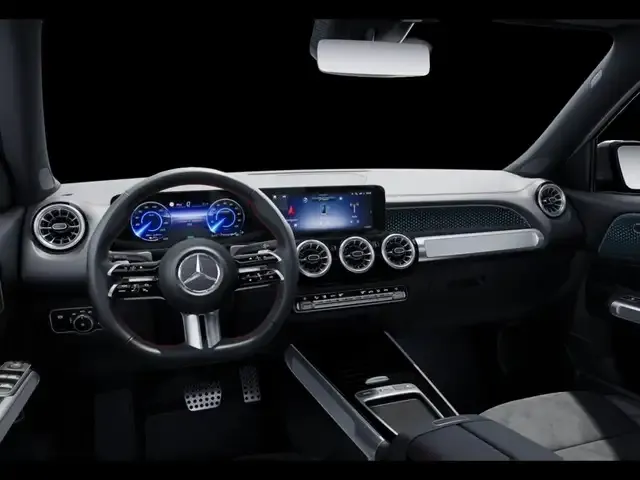 Mercedes-Benz EQB 350