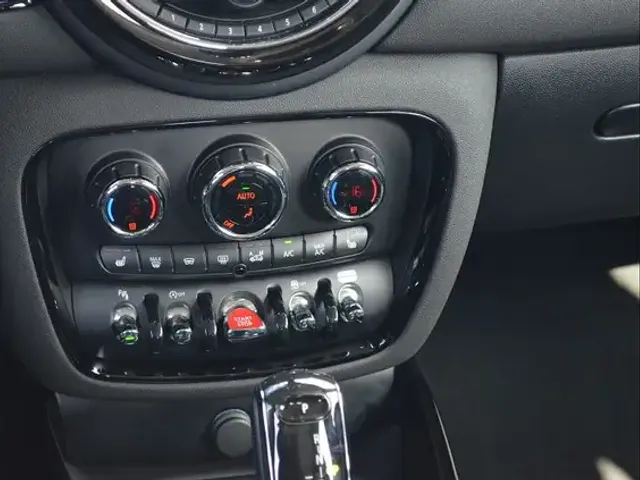 MINI Cooper S Clubman
