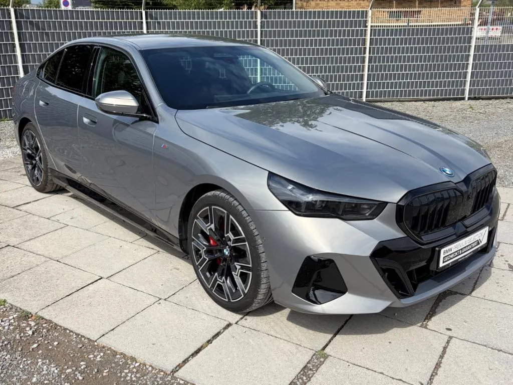 BMW 550