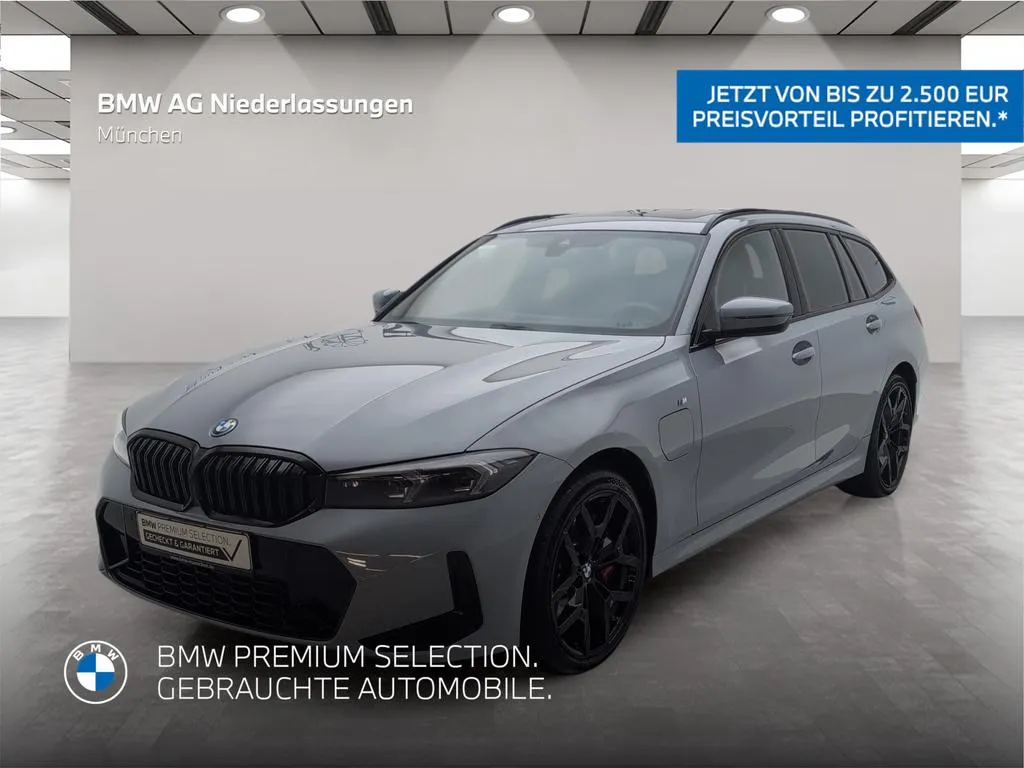 BMW 330