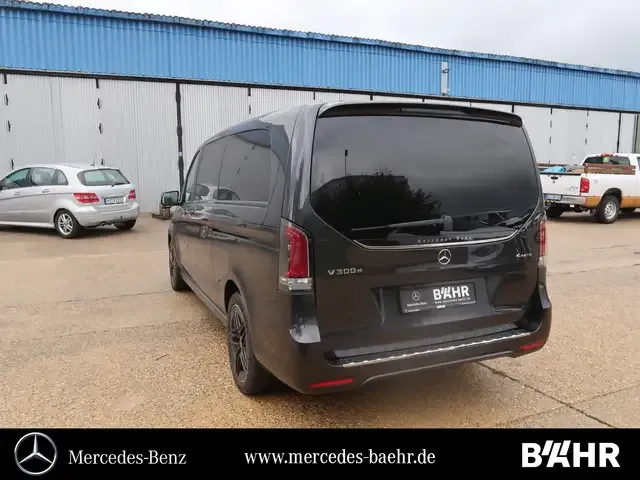 Mercedes-Benz V 300