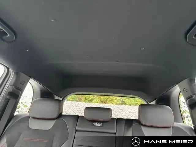 Mercedes-Benz EQB 300