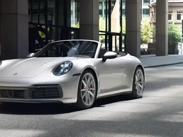 Porsche 992