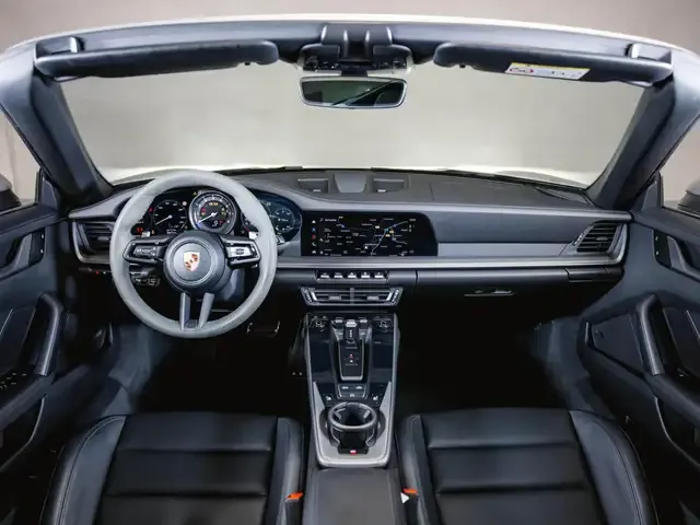 Porsche 992