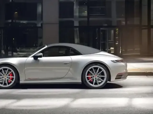 Porsche 992