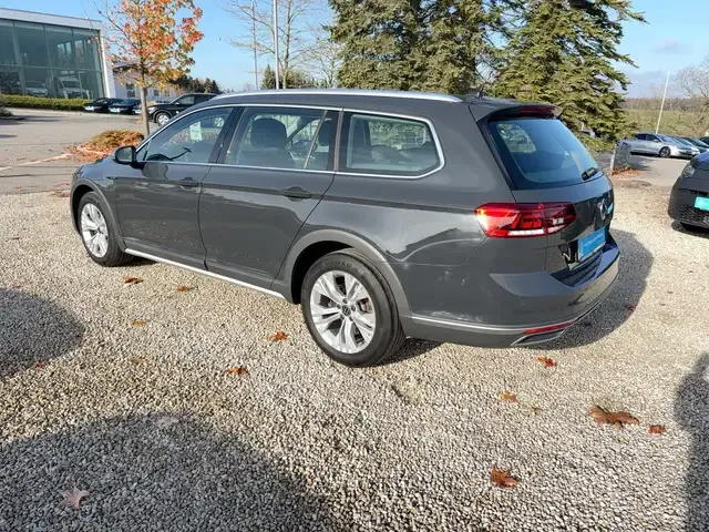 Volkswagen Passat Alltrack