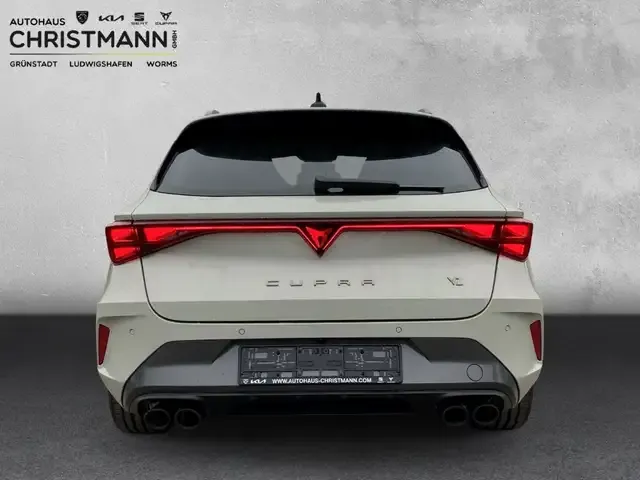 CUPRA Leon