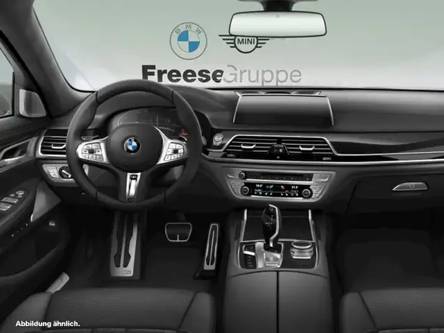 BMW 750