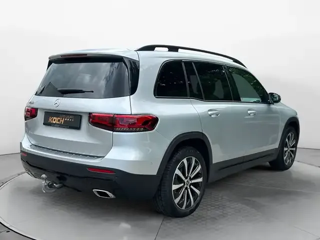 Mercedes-Benz GLB 200