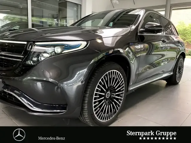 Mercedes-Benz EQC 400