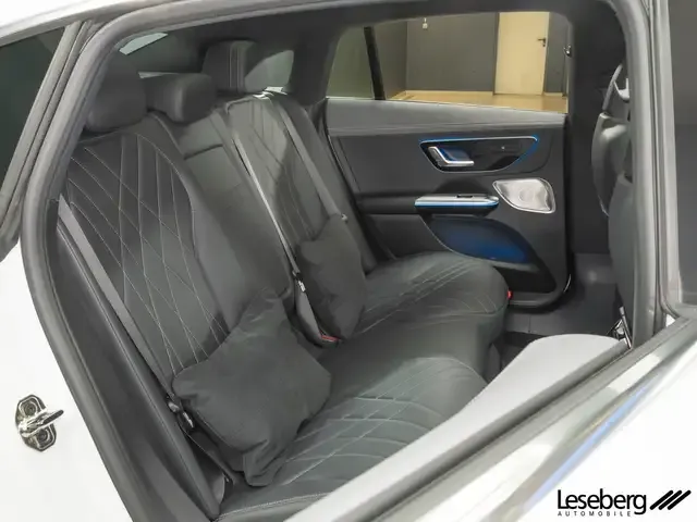 Mercedes-Benz EQE 300