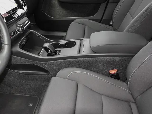 Volvo EX40