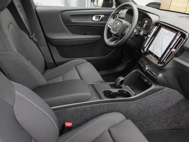 Volvo EX40