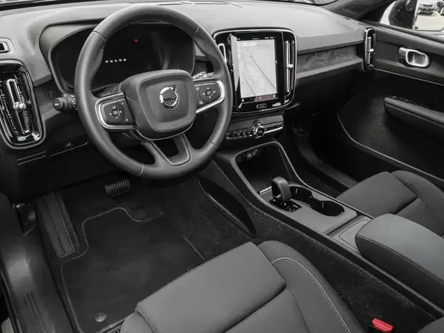 Volvo EX40