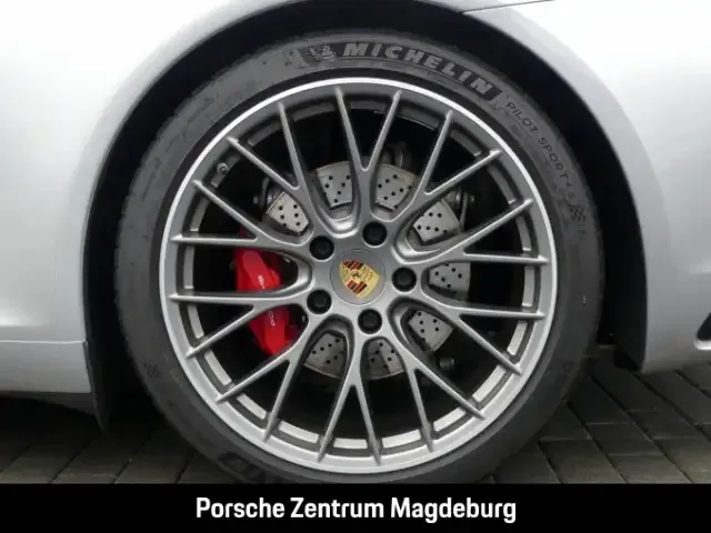 Porsche 991