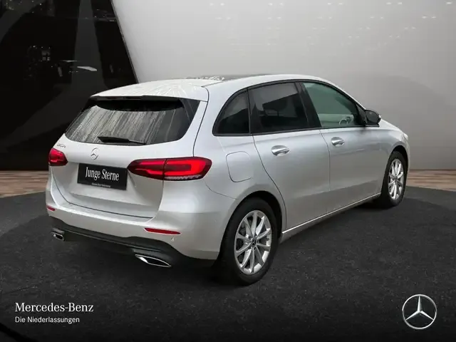 Mercedes-Benz B 250