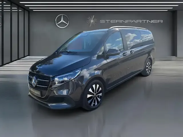 Mercedes-Benz V 220