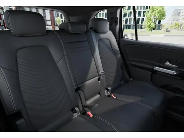 Mercedes-Benz EQB 300