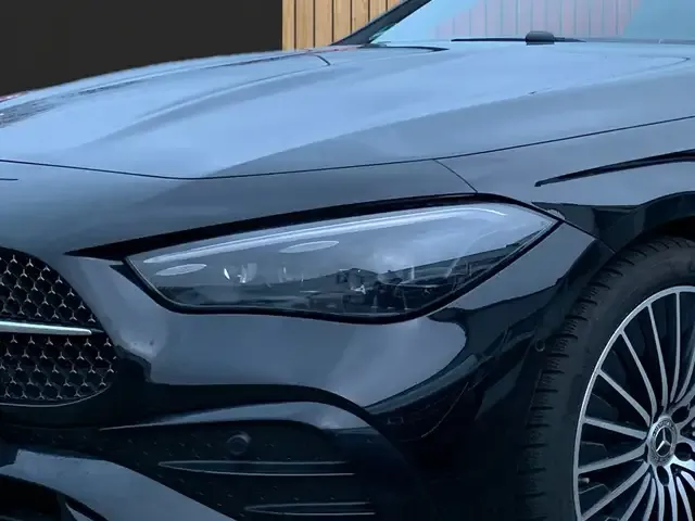 Mercedes-Benz CLE 200