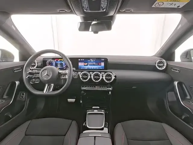 Mercedes-Benz CLA 220