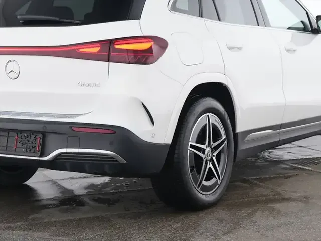 Mercedes-Benz EQA 300
