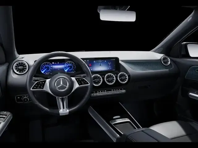 Mercedes-Benz EQA 300