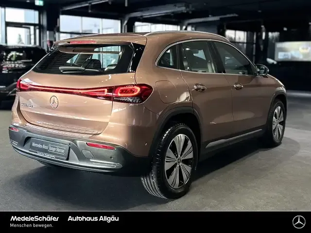 Mercedes-Benz EQA 250