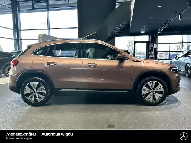 Mercedes-Benz EQA 250