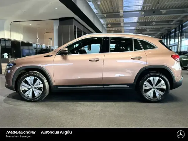 Mercedes-Benz EQA 250