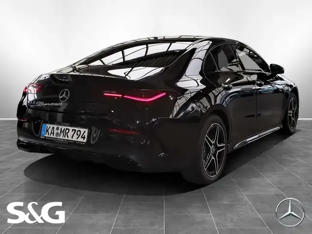 Mercedes-Benz CLA 200