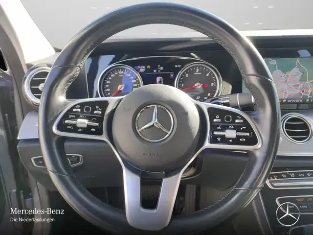 Mercedes-Benz E 400