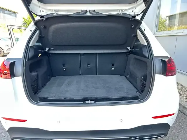 Mercedes-Benz B 220