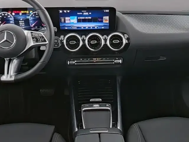 Mercedes-Benz B 220