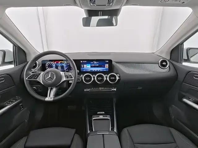 Mercedes-Benz B 220