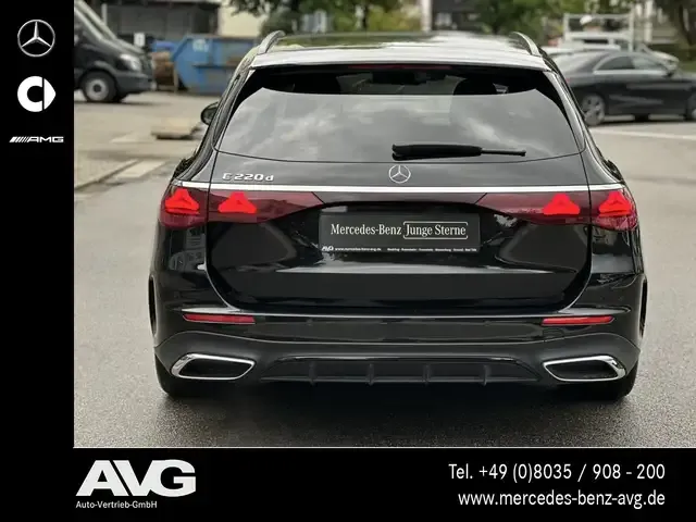 Mercedes-Benz E 220