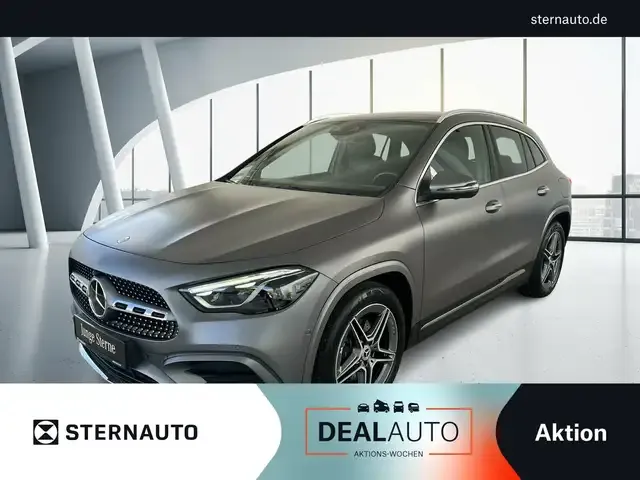 Mercedes-Benz GLA 220