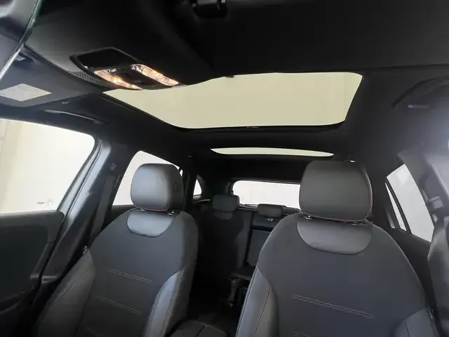 Mercedes-Benz GLA 220