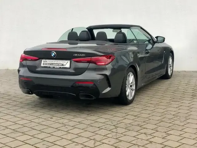 BMW 440