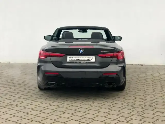 BMW 440